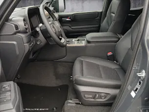Toyota Land Cruiser 2.8 D 48V Invincible