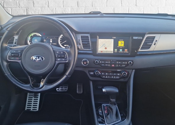 Vehicle image 4 Vehicle image 4