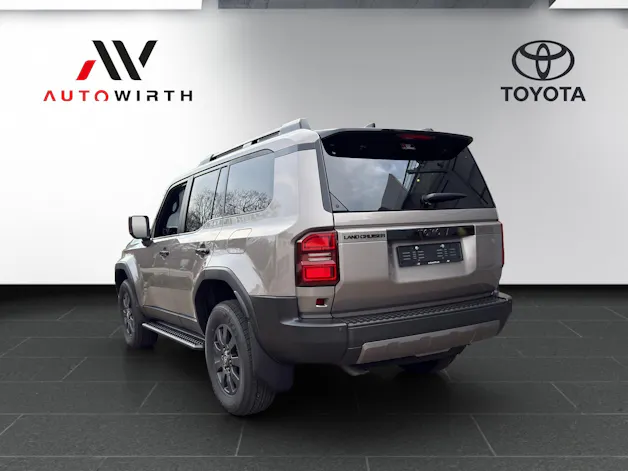 Toyota Land Cruiser 2.8 D 48V Style