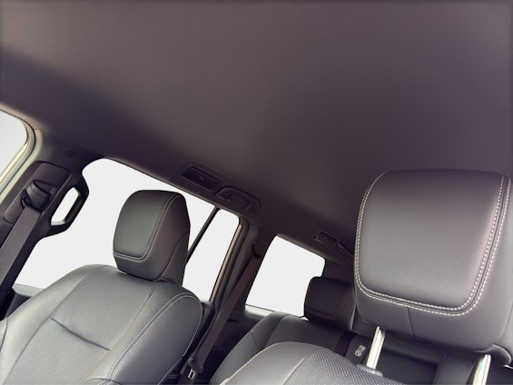 Vehicle image 19 Vehicle image 19