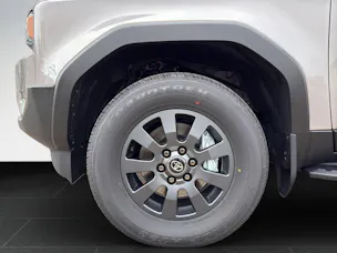 Toyota Land Cruiser 2.8 D 48V Style