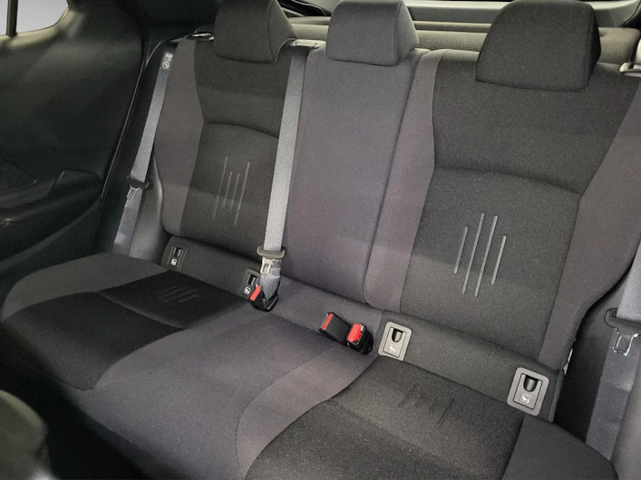 immagine del veicolo TOYOTA C-HR