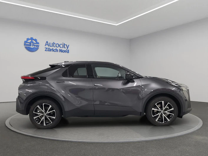 immagine del veicolo TOYOTA C-HR
