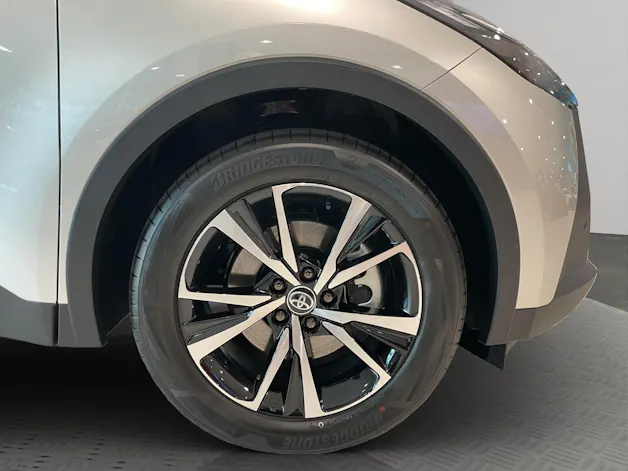Toyota C-HR 2.0 PHEV Swiss Edition