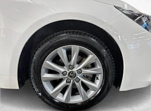 https://vehicle.imgix.net/4173113/5c792d46-aaac-43cb-9a75-2e1e0606fe3c.jpg