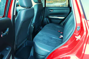 Suzuki Vitara 1.4 T Sakura Top Hybrid 4x4