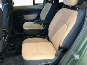image du véhicule LAND ROVER Defender 130 3.0 D I6 350 X-Dynamic HSE