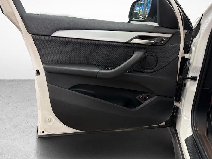 Vehicle image BMW X1