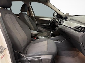 Vehicle image BMW X1 xDrive25e