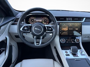 image du véhicule JAGUAR F-Pace 2.0 P400e R-Dynamic SE AWD