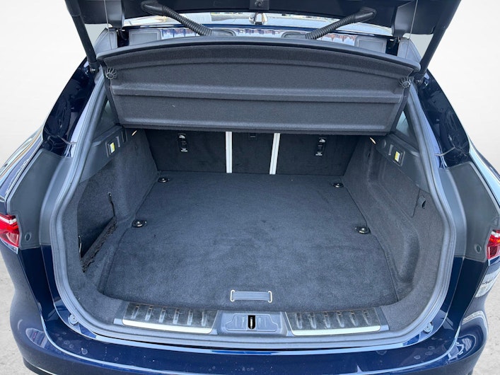 image du véhicule JAGUAR F-PACE