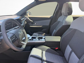 https://vehicle.imgix.net/4173258/f2a0aa17-c2a2-4e1e-846c-81d07d1fc590.jpg