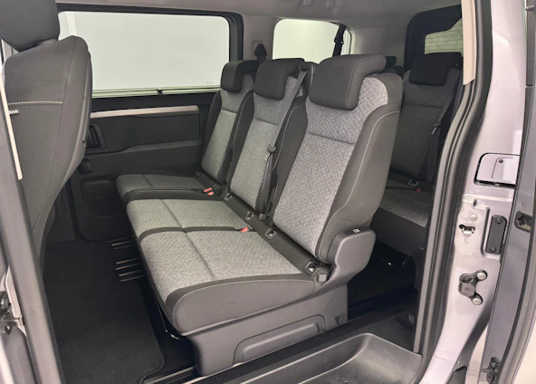 image du véhicule 10 image du véhicule 10