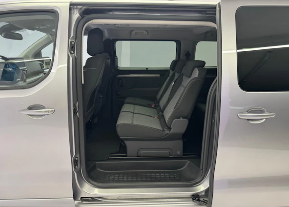 image du véhicule 17 image du véhicule 17