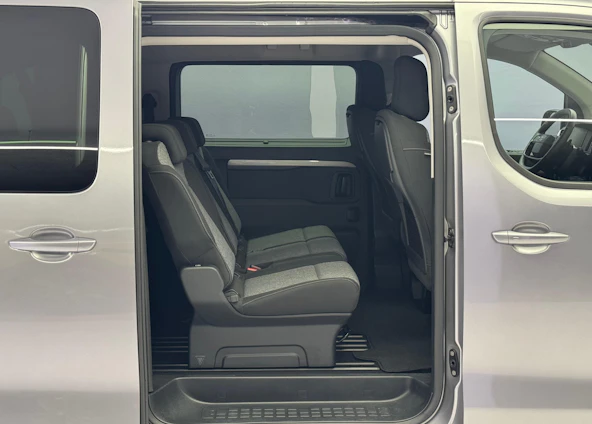 image du véhicule 18 image du véhicule 18