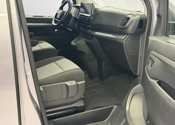 image du véhicule 7 image du véhicule 7