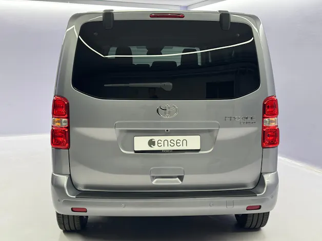 Toyota PROACE Verso L1 2.0 D Trend