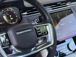 Fahrzeugbild LAND ROVER Range Rover 3.0 Si6 P510e SV