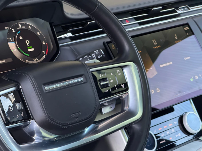 Fahrzeugbild LAND ROVER RANGE ROVER