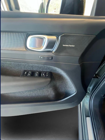 Fahrzeugbild VOLVO EX40