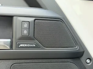Land Rover Defender 90 3.0 D I6 250 X-Dynamic SE