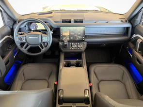 Fahrzeugbild LAND ROVER Defender 90 3.0 D I6 250 X-Dynamic SE