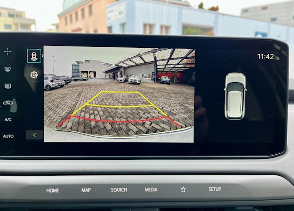 Vehicle image 6 Vehicle image 6