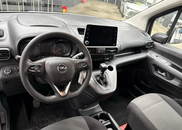 Fahrzeugbild 8 Fahrzeugbild 8