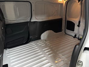 Vehicle image OPEL Combo Cargo 2.4 t XL 1.5 D Enjoy S/S