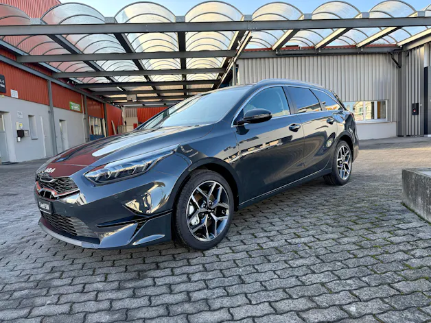 Kia Ceed SW 1.5 T-GDi MHEV Power