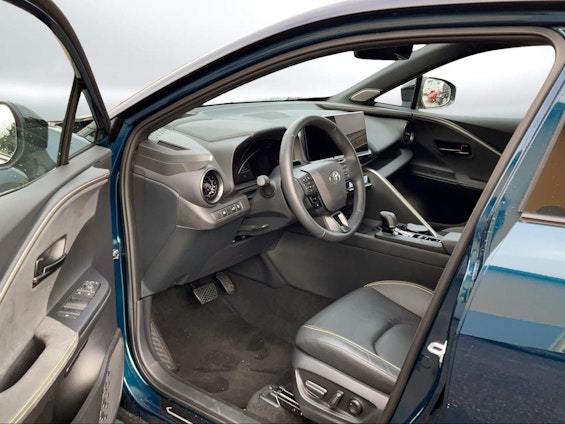 Vehicle image 5 Vehicle image 5