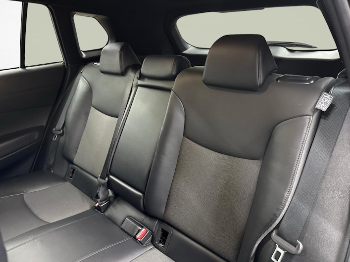 Vehicle image TOYOTA COROLLA CROSS