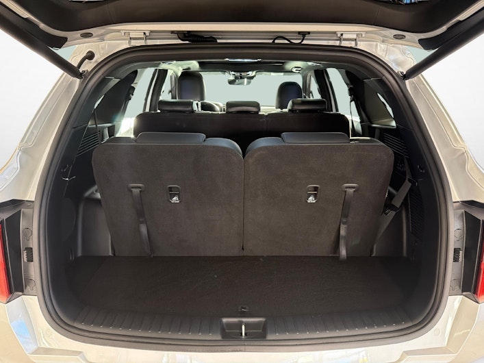 Vehicle image KIA SORENTO