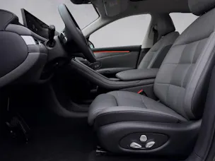 MG IM6 100 kWh Performance 21 4WD