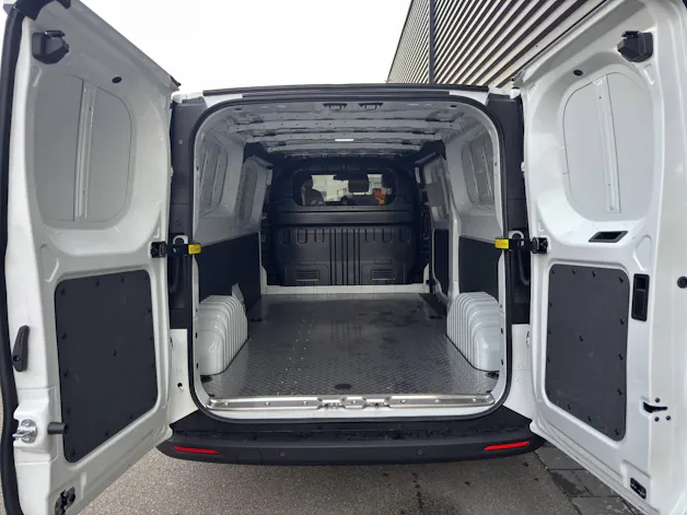 Maxus Deliver 7 Kaw. L2H1 2.0 TD Base