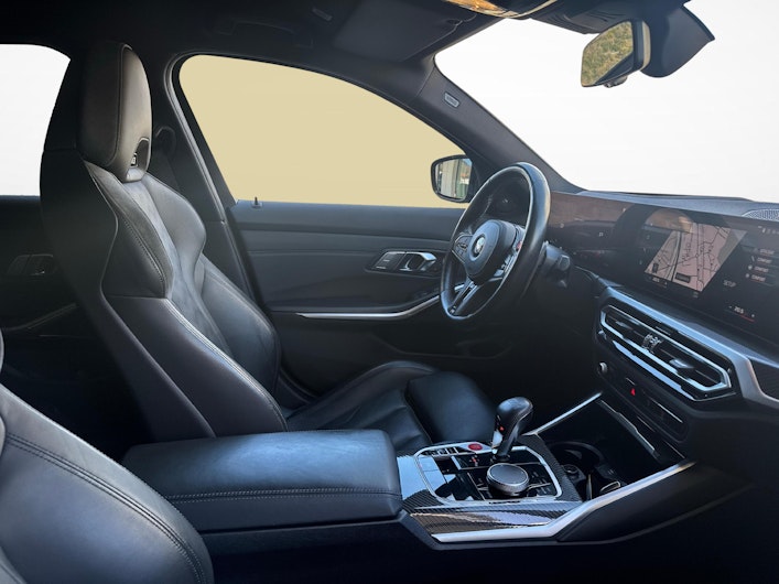 Vehicle image BMW 3 SERIES