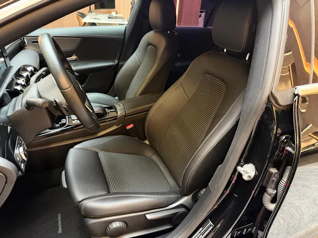 Mercedes-Benz CLA 200 d Progressive