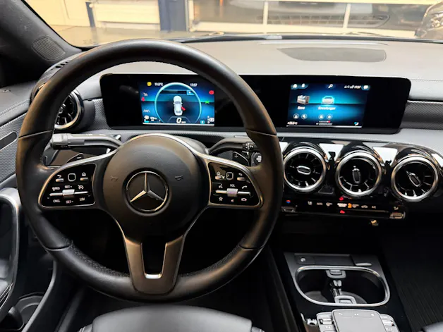 Mercedes-Benz CLA 200 d Progressive