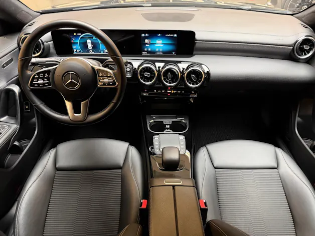 Mercedes-Benz CLA 200 d Progressive