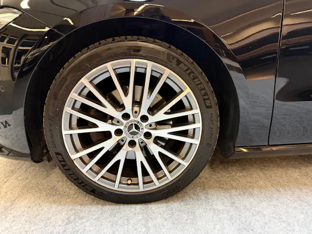 Mercedes-Benz CLA 200 d Progressive