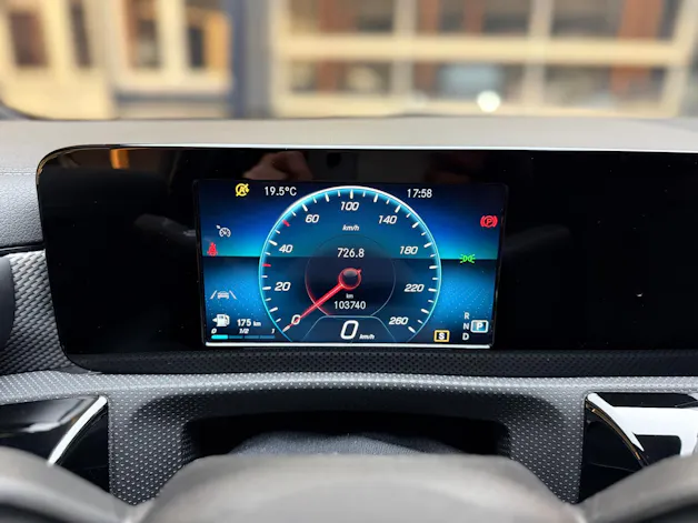 Mercedes-Benz CLA 200 d Progressive