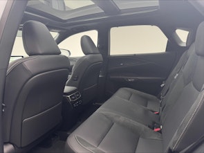 Vehicle image LEXUS RX 450h+ Excellence