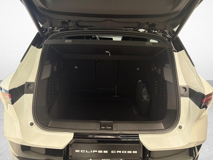 Vehicle image MITSUBISHI ECLIPSE CROSS