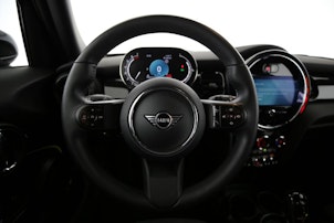 Vehicle image MINI F55 1.5i Cooper