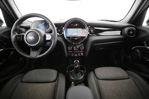 Vehicle image MINI F55 1.5i Cooper