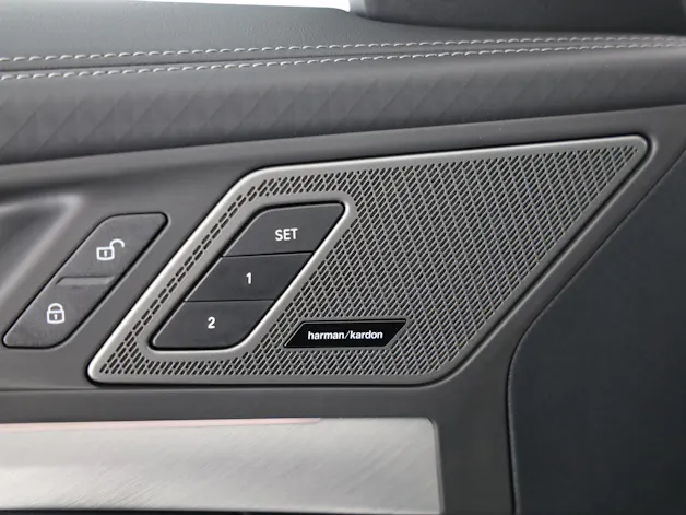 BMW X2 20d xDrive paddles