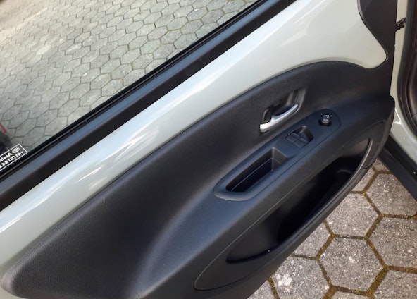 immagine del veicolo 9 immagine del veicolo 9