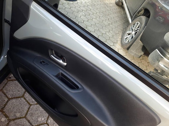 immagine del veicolo 7 immagine del veicolo 7