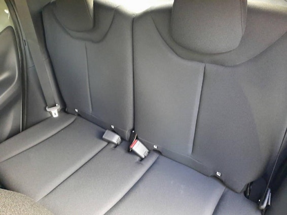 immagine del veicolo 4 immagine del veicolo 4