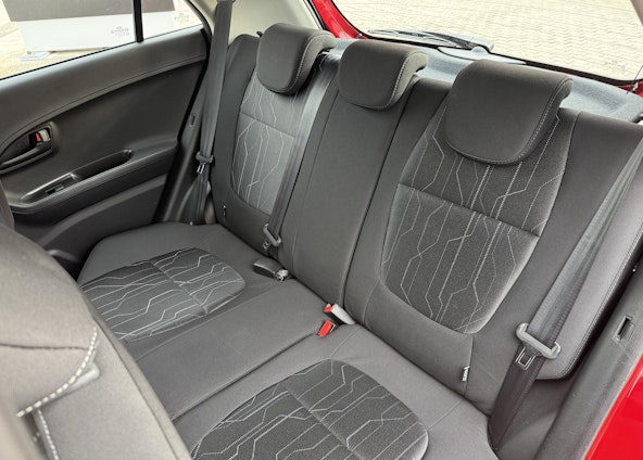 Vehicle image 5 Vehicle image 5